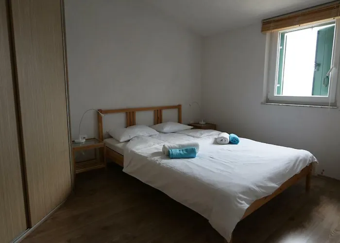 아파트 Marko Rava